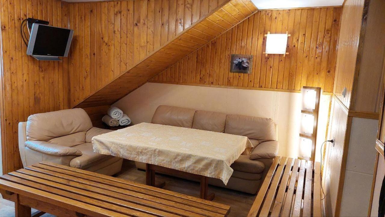 Villa Rodynnyi Maietok Family Estate Kamianets-Podilskyi Habitación foto